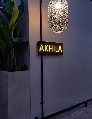 Akhila 5 - 1 Bedroom Modern Tropical At The Heart Of Seminyak