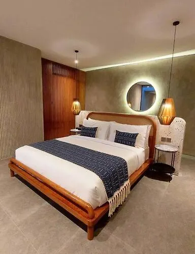 Akhila 5 - 1 Bedroom Modern Tropical At The Heart Of Villa *